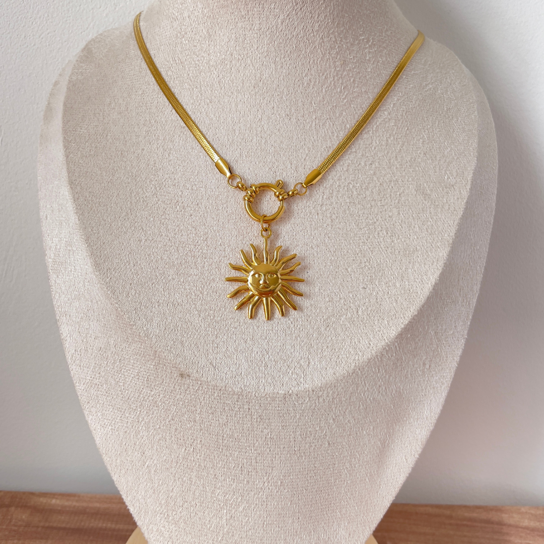 Sol necklace