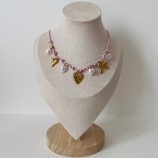 Las Dalias Necklace